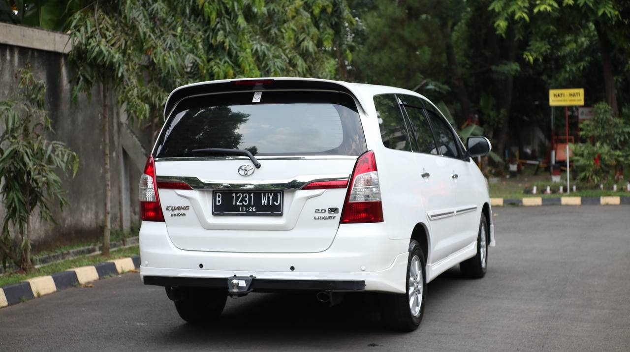 2014 Toyota Kijang Innova 2014 Toyota Kijang Innova