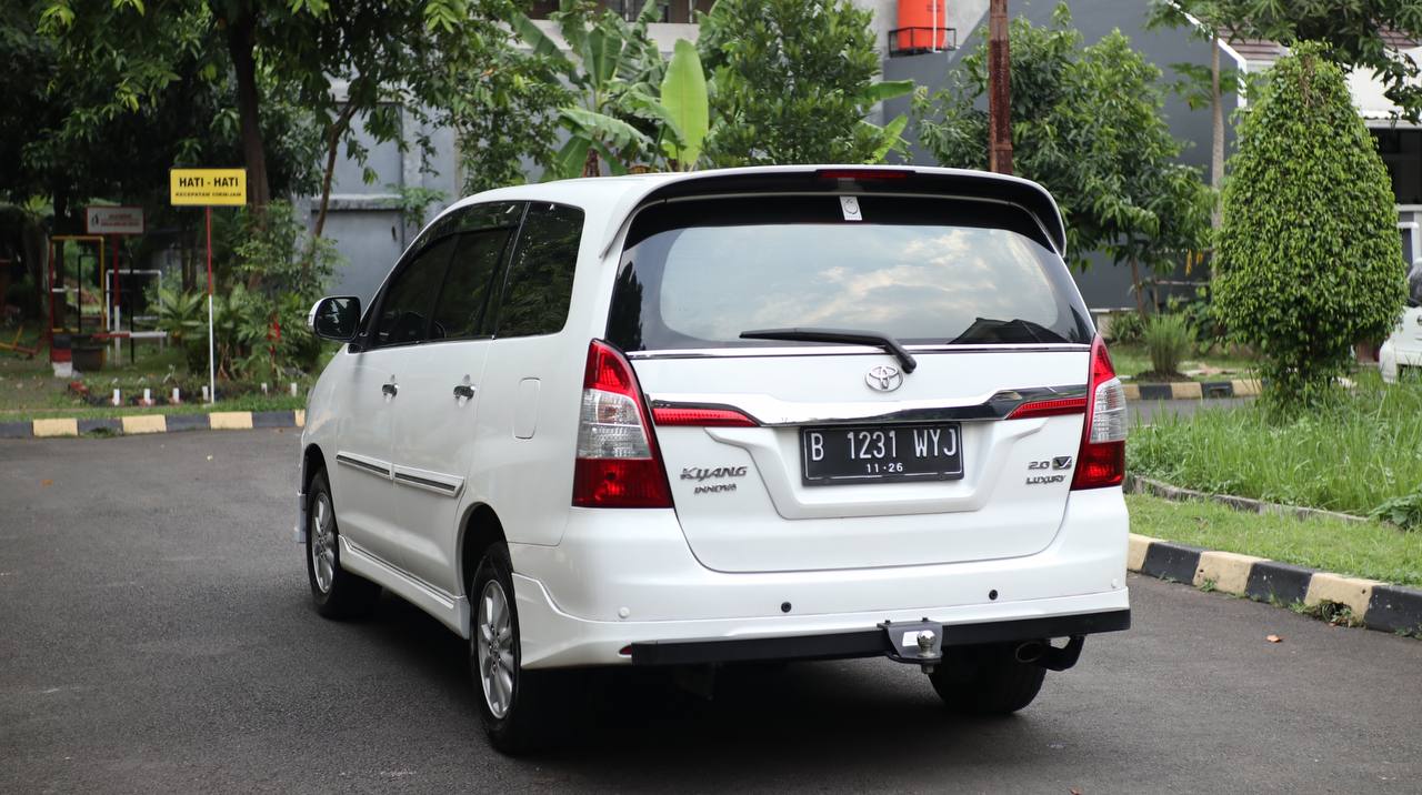 2014 Toyota Kijang Innova 2014 Toyota Kijang Innova