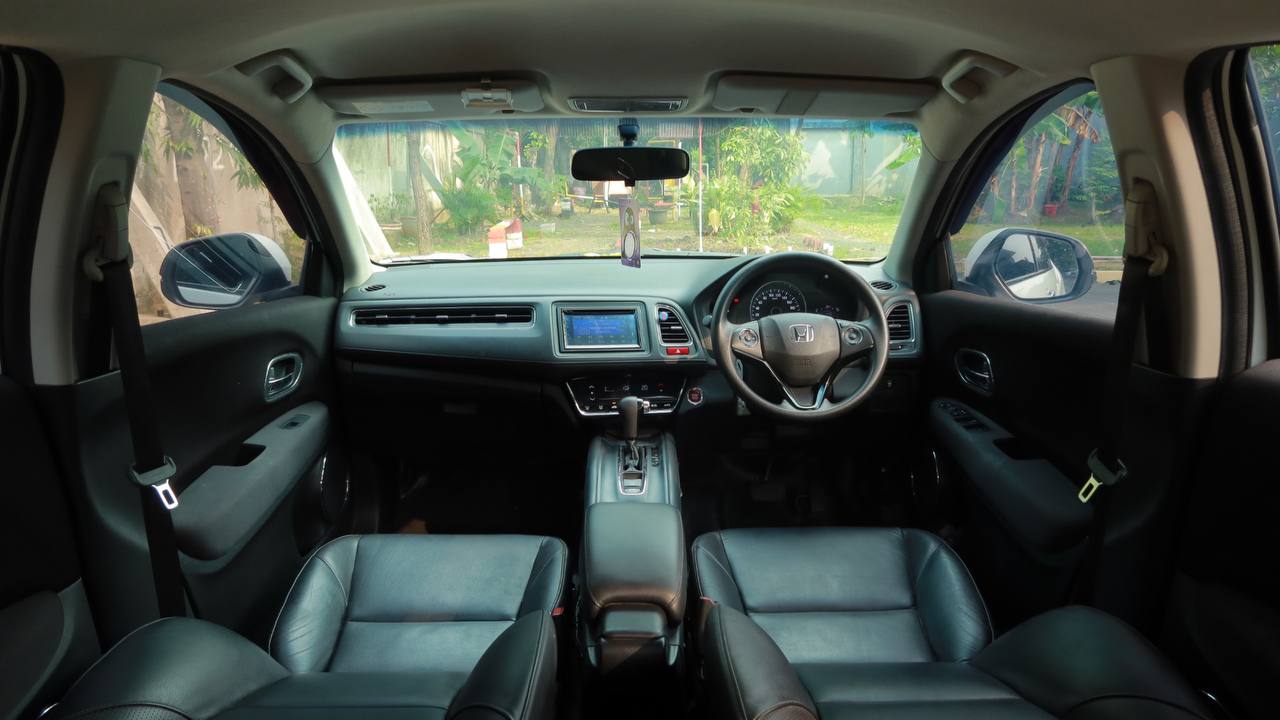 Dijual 2016 Honda HRV 1.5L E CVT 1.5L E CVT Bekas