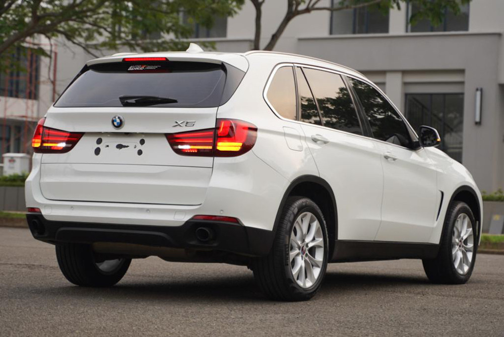 2015 BMW X5  xDrive25d 2015 BMW X5  xDrive25d