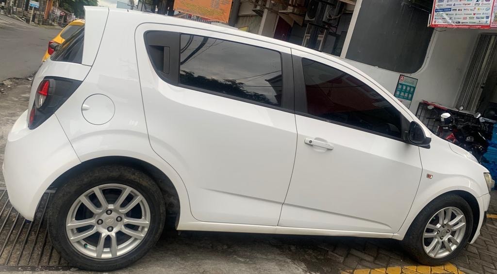 2013 Chevrolet Aveo LT 1.4L AT 2013 Chevrolet Aveo LT 1.4L AT