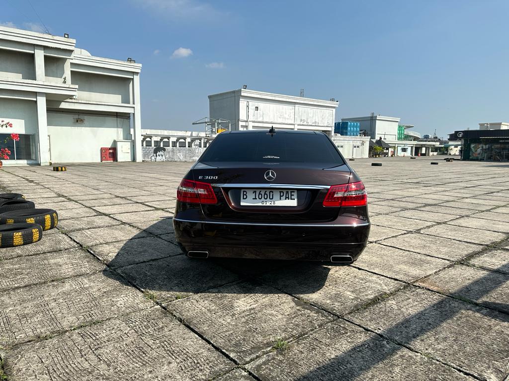 2012 Mercedes Benz E-Class 2012 Mercedes Benz E-Class