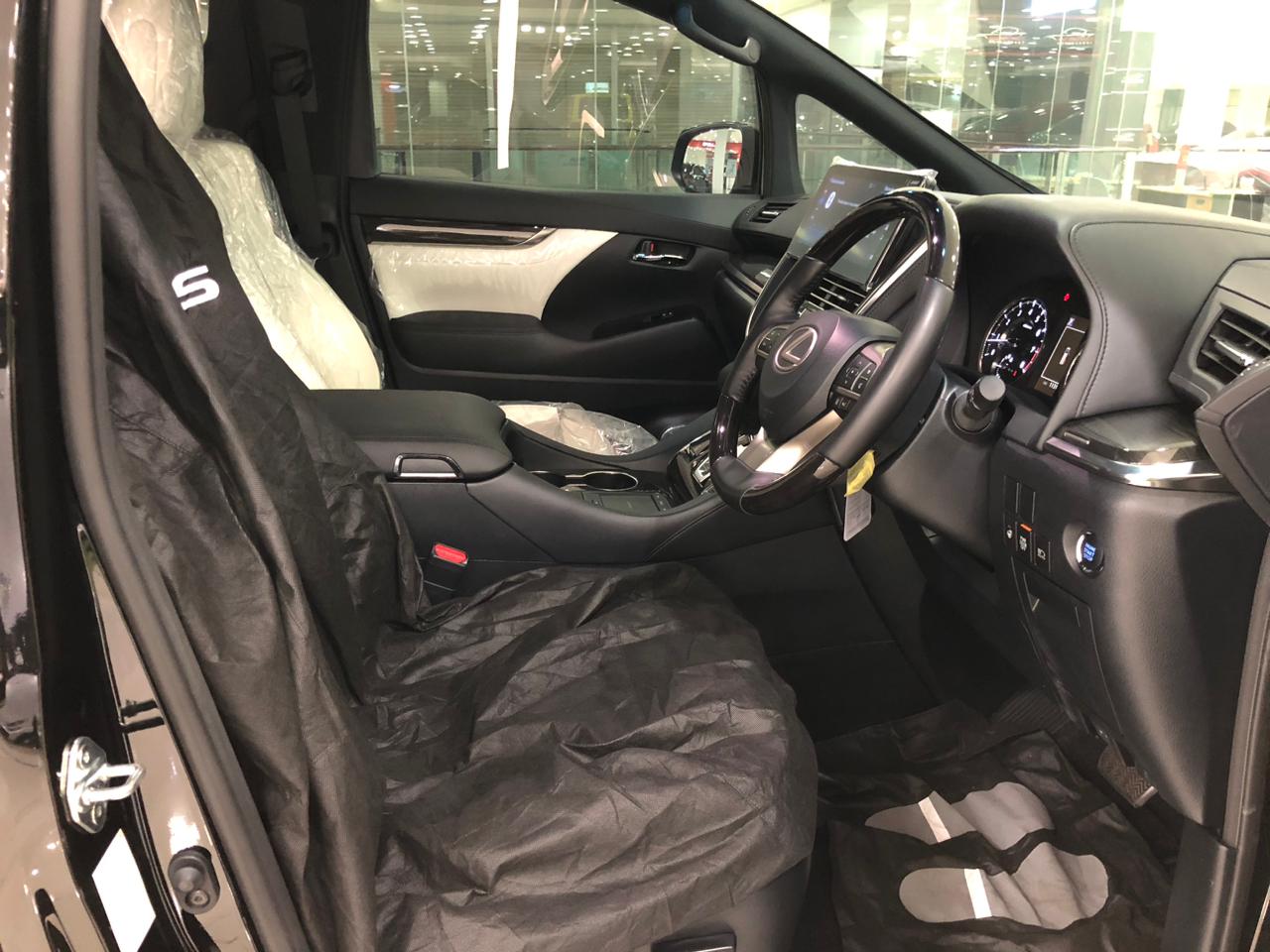 2022 Lexus LM 2022 Lexus LM