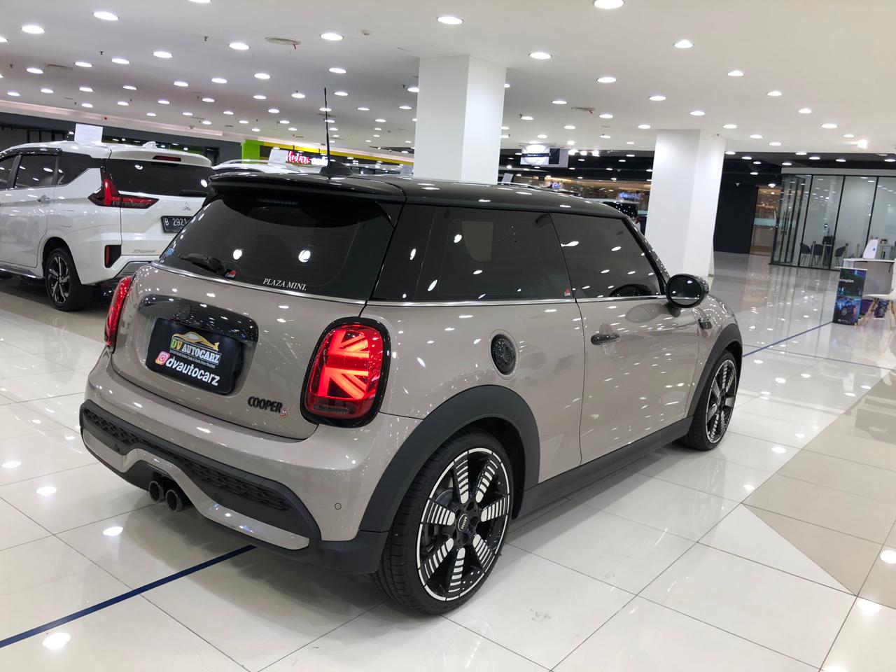 2022 MINI Cooper S 2022 MINI Cooper S