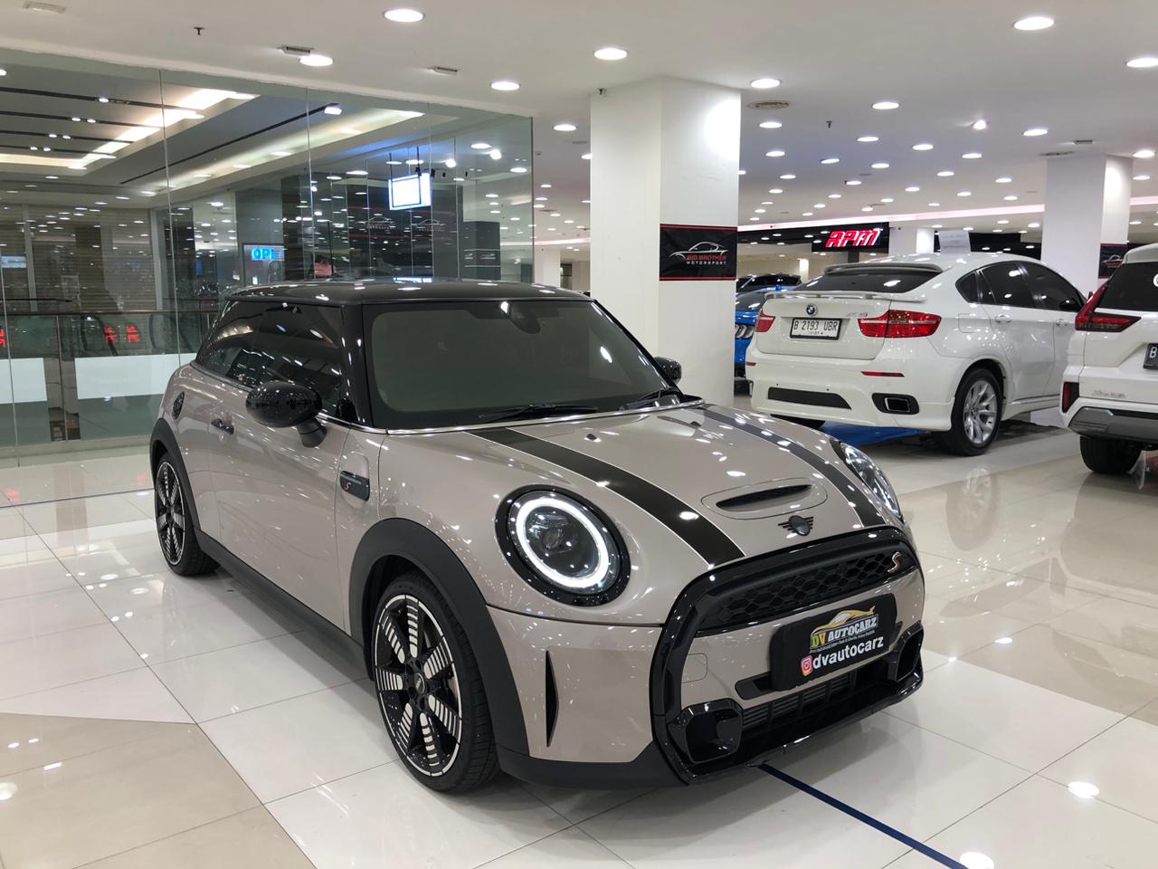 2022 MINI Cooper S 2022 MINI Cooper S