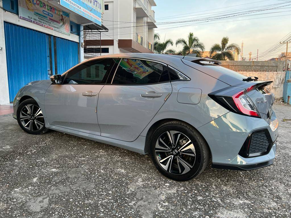 2017 Honda Civic Hatchback TURBO HATCHBACK E 1.5 AT 2017 Honda Civic Hatchback TURBO HATCHBACK E 1.5 AT