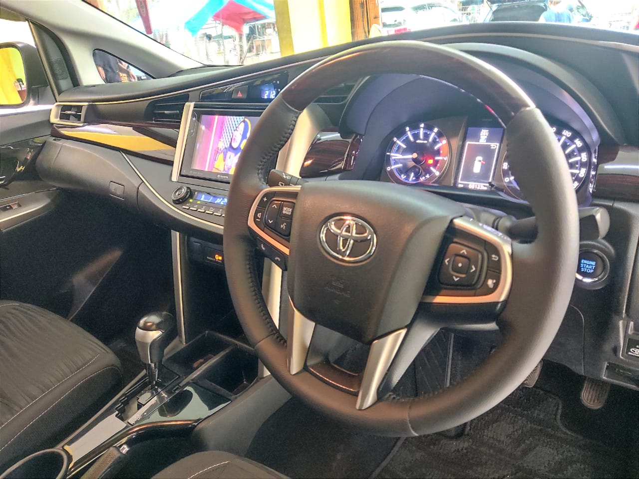 2018 Toyota Kijang Innova 2018 Toyota Kijang Innova