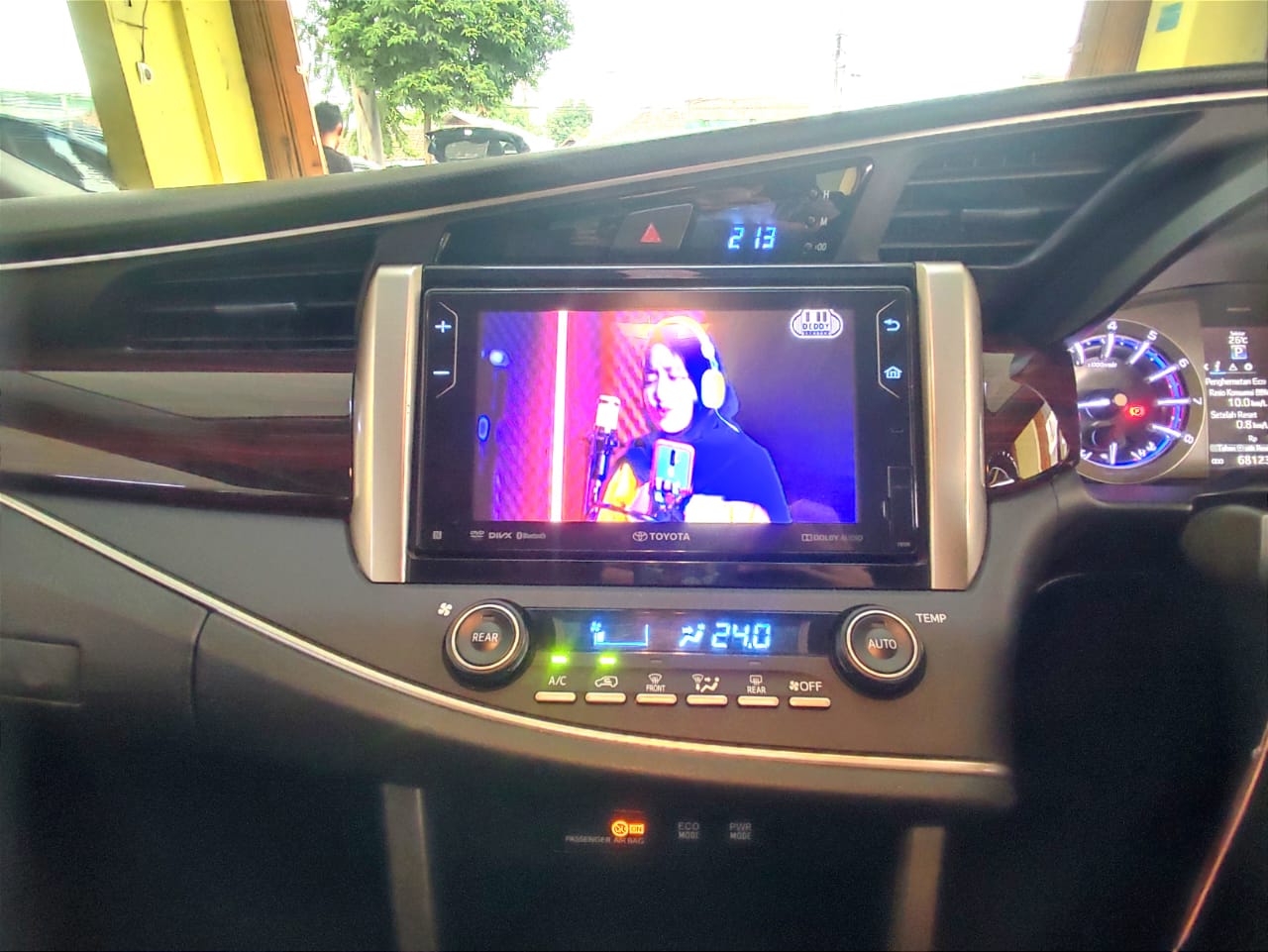 2018 Toyota Kijang Innova 2018 Toyota Kijang Innova