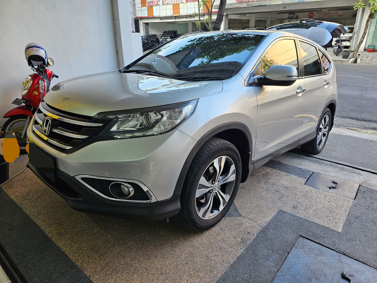 2013 Honda CR-V Bekas 2013 Honda CR-V Bekas