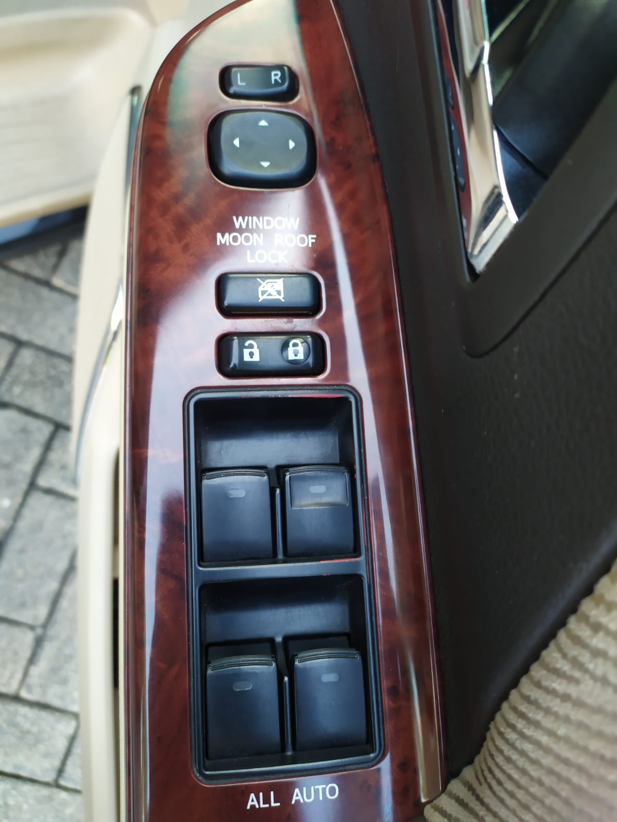 2010 Toyota Alphard 2010 Toyota Alphard