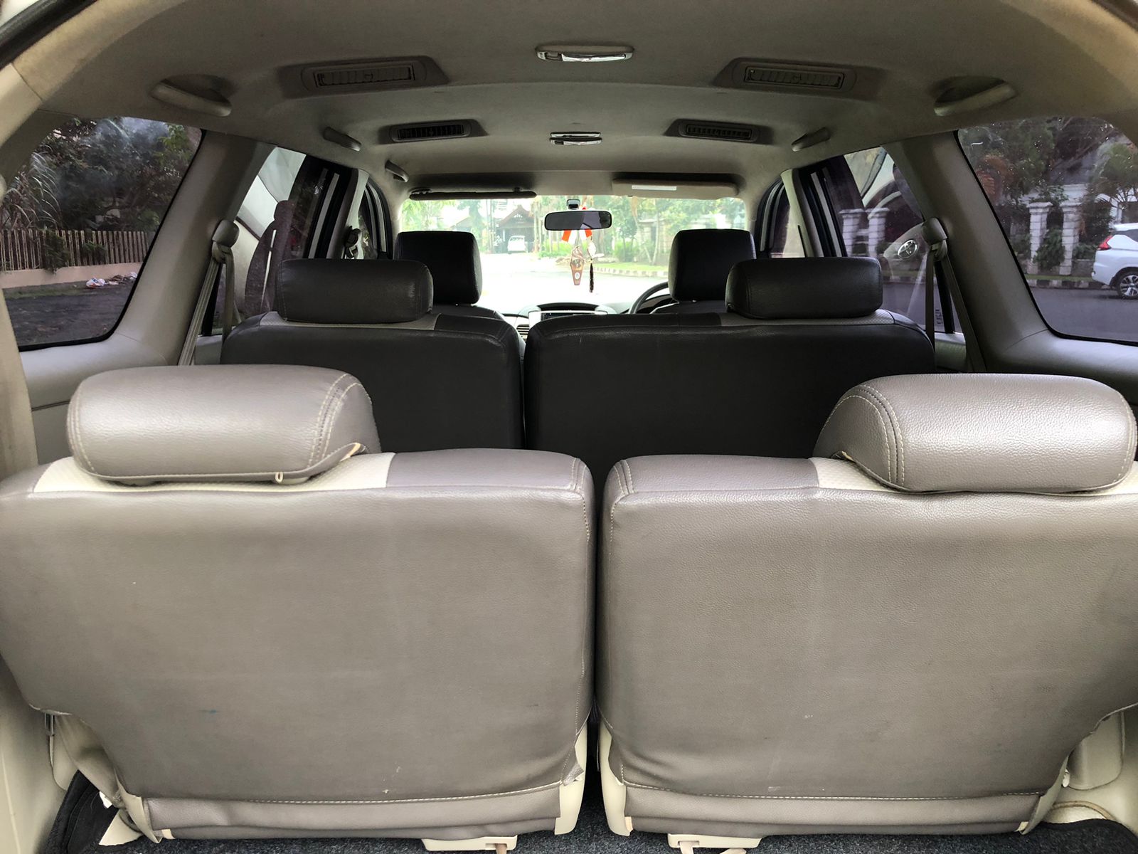 2012 Toyota Kijang Innova 2012 Toyota Kijang Innova