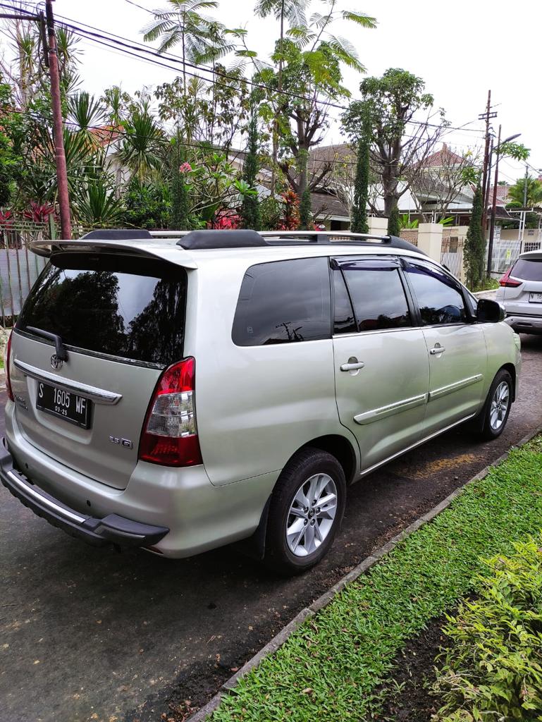 2012 Toyota Kijang Innova 2012 Toyota Kijang Innova