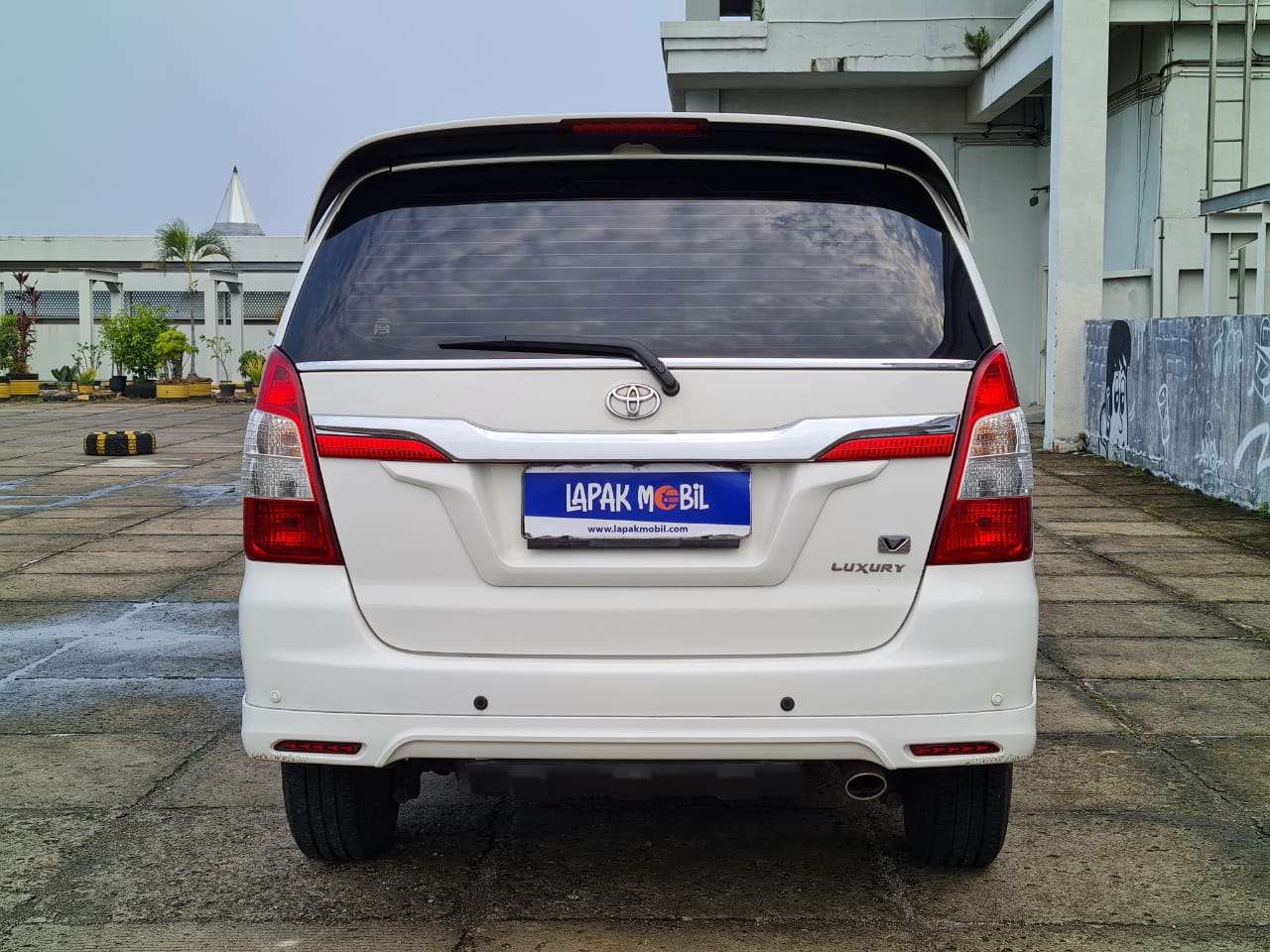 2013 Toyota Kijang  2013 Toyota Kijang