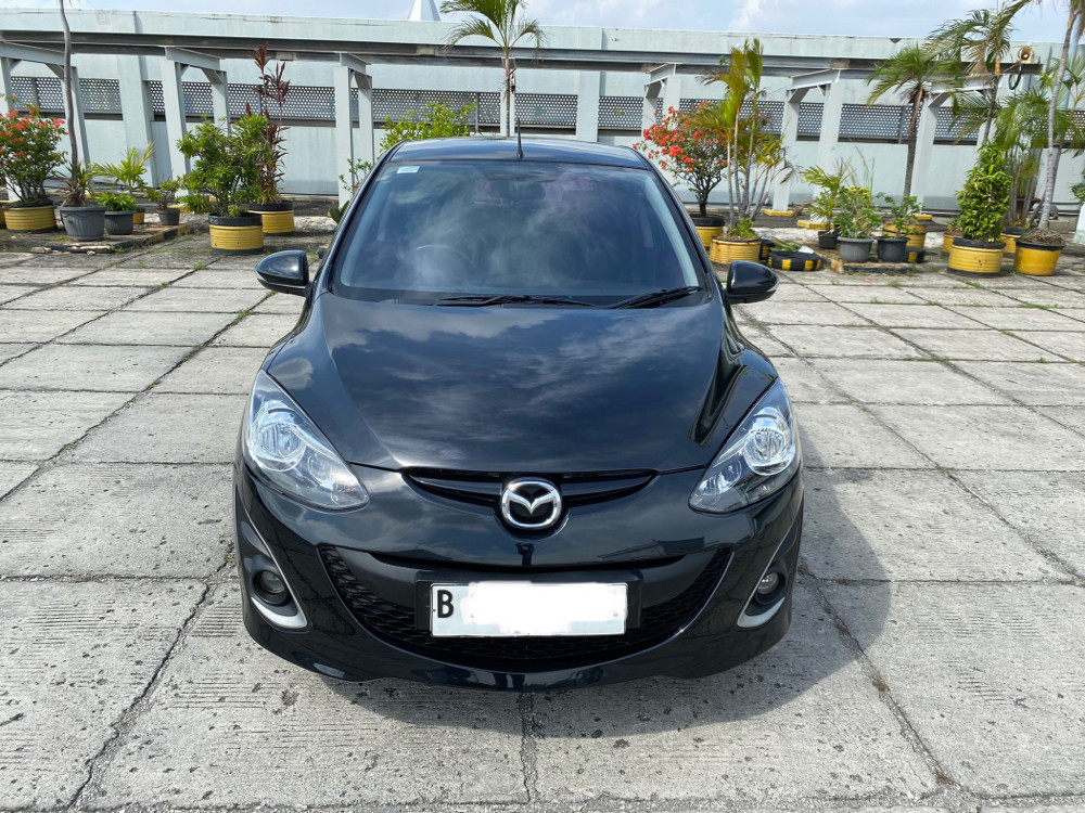 Second Hand 2014 Mazda 2 Hatchback Second Hand 2014 Mazda 2 Hatchback