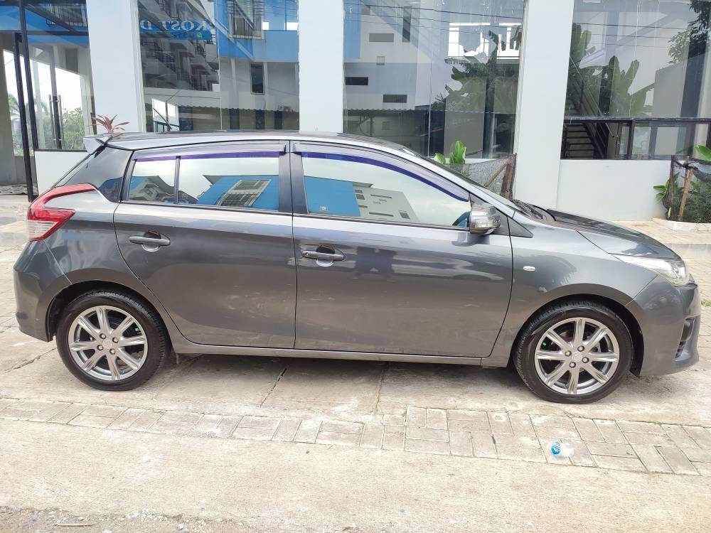 Used 2015 Toyota Yaris G CVT 3 AB G CVT 3 AB for sale