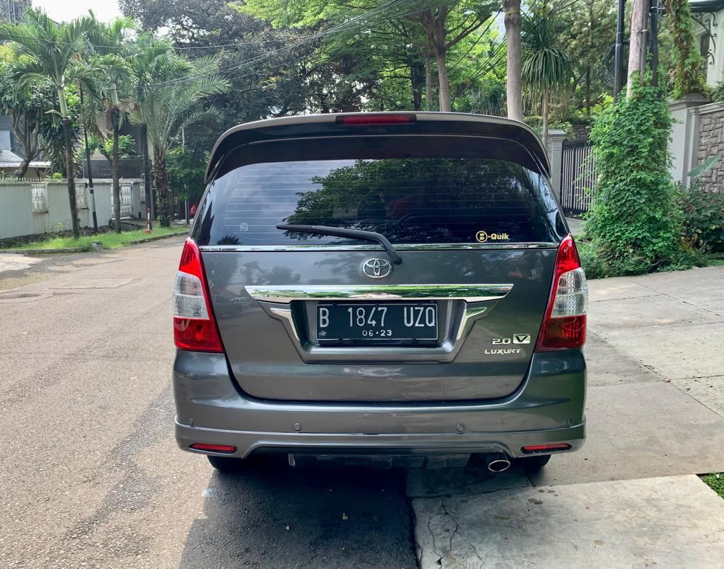 2013 Toyota Innova 2013 Toyota Innova