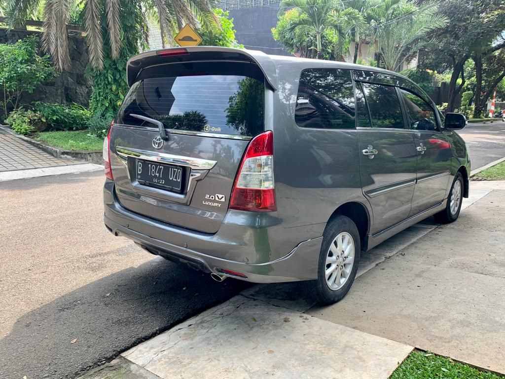 2013 Toyota Innova 2013 Toyota Innova