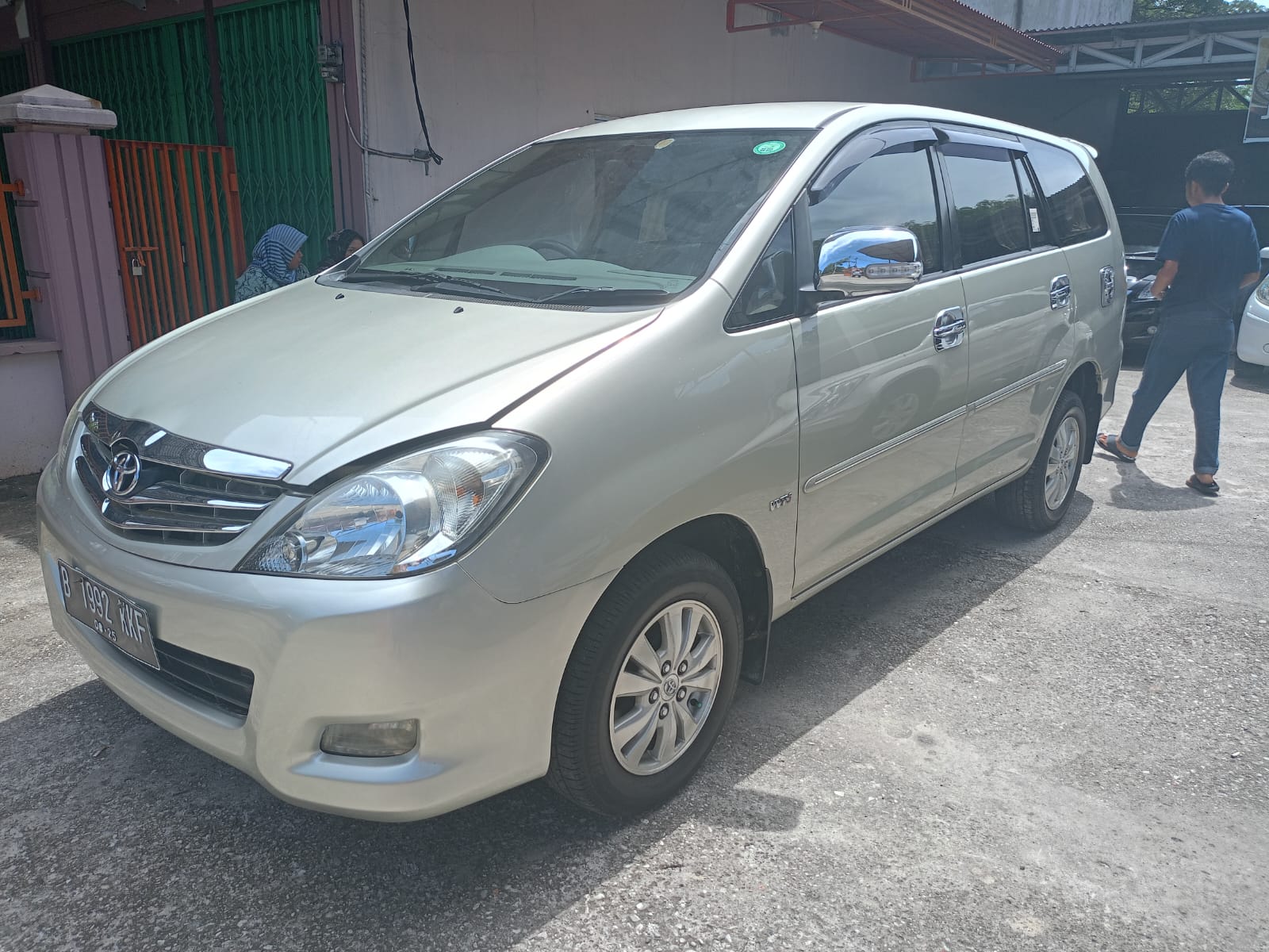 2011 Toyota Innova