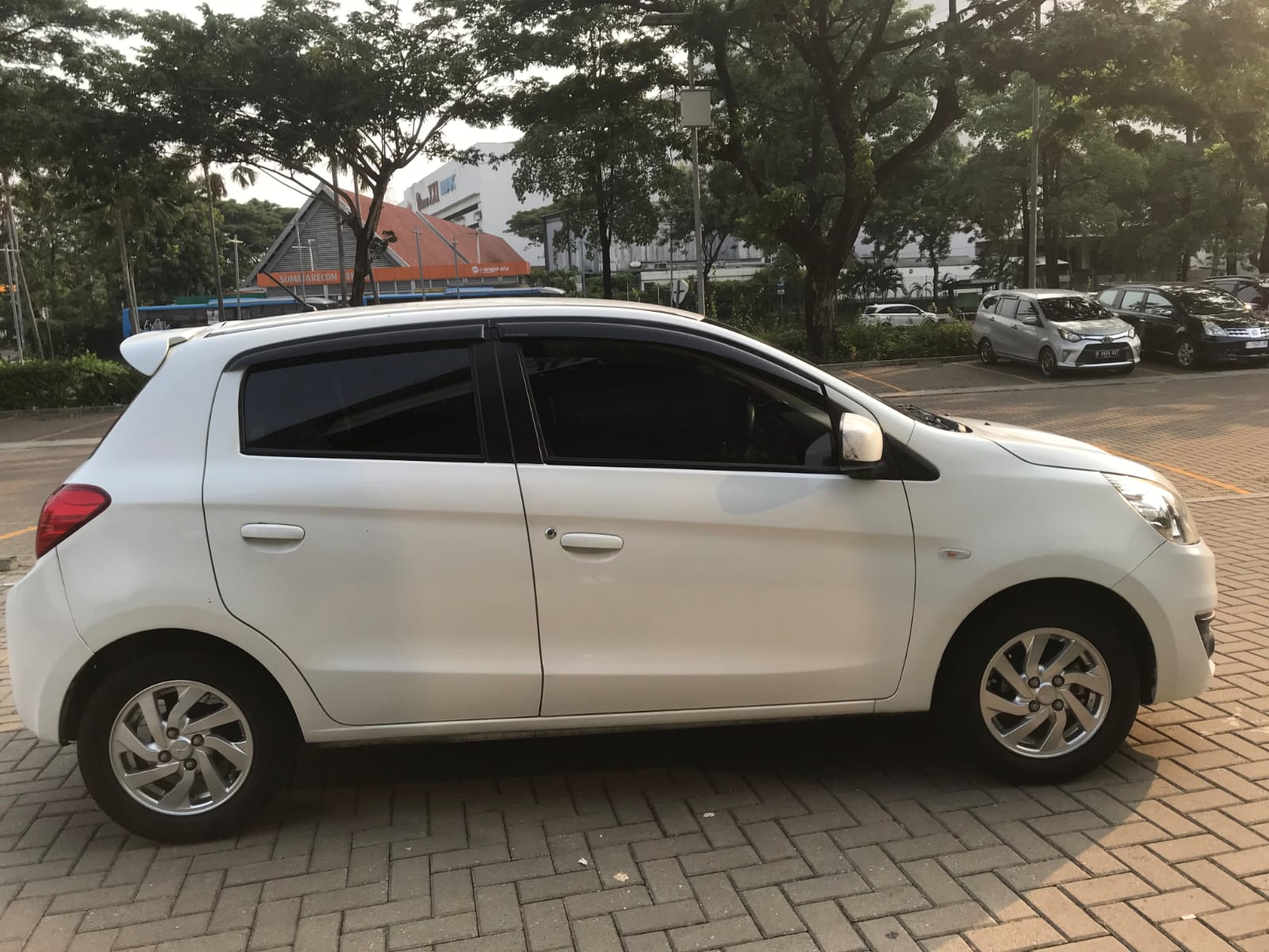 2016 Mitsubishi Mirage 2016 Mitsubishi Mirage