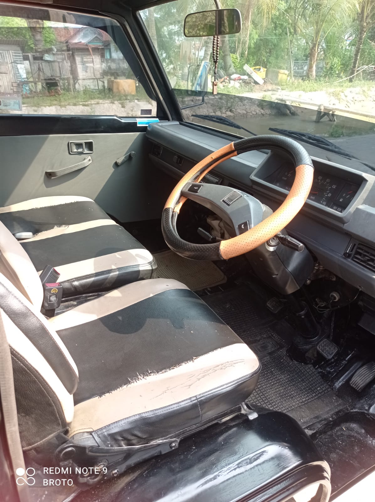 2017 Mitsubishi Colt L300 BENSIN STANDAR 1.6 PU 2017 Mitsubishi Colt L300 BENSIN STANDAR 1.6 PU