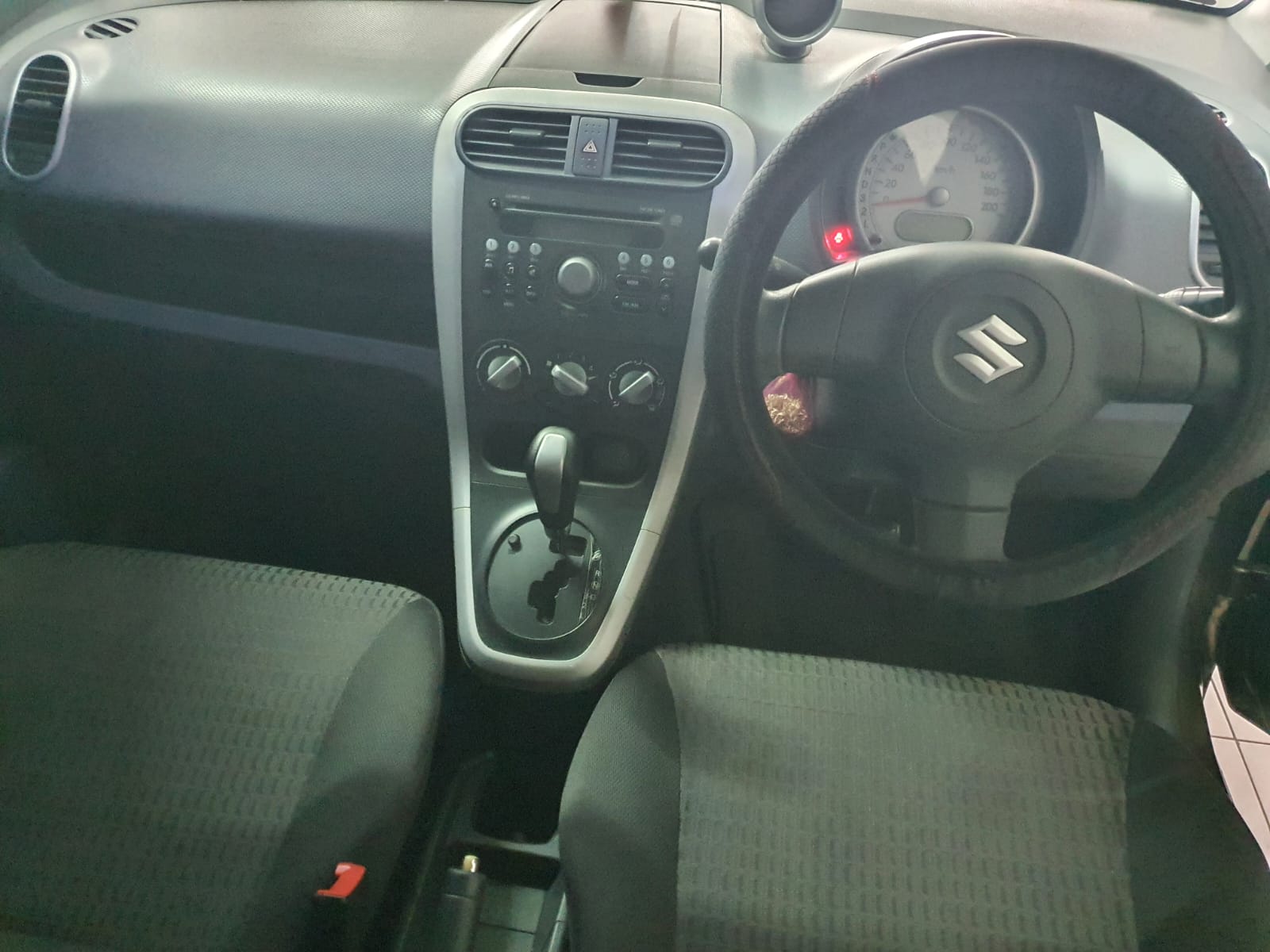 2014 Suzuki Splash 2014 Suzuki Splash