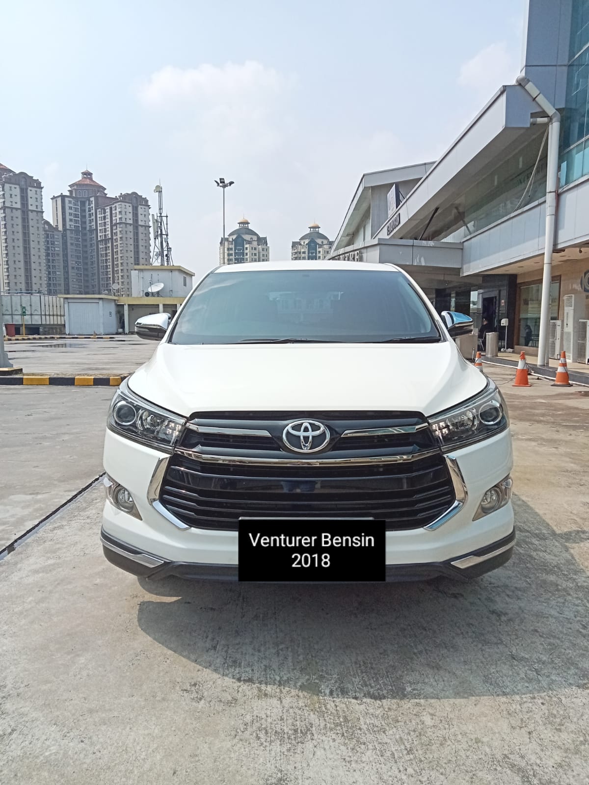 2018 Toyota Venturer Bekas 2018 Toyota Venturer Bekas