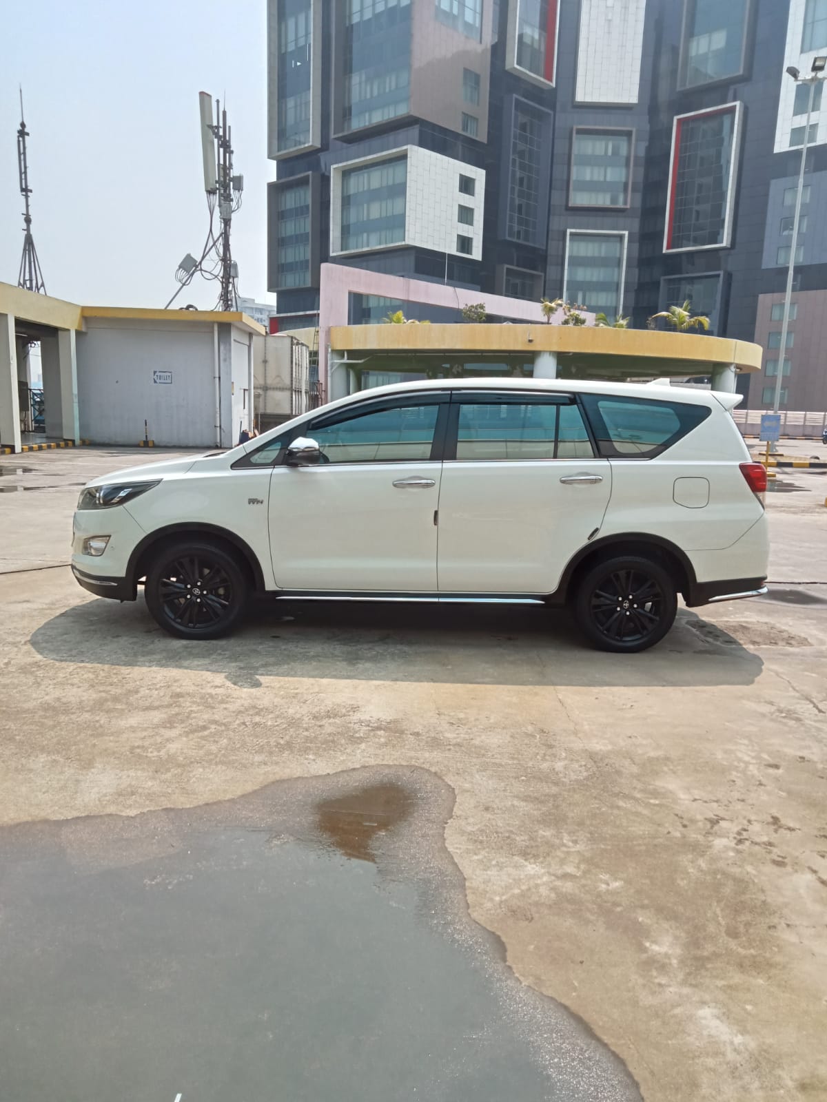 2018 Toyota Venturer 2018 Toyota Venturer