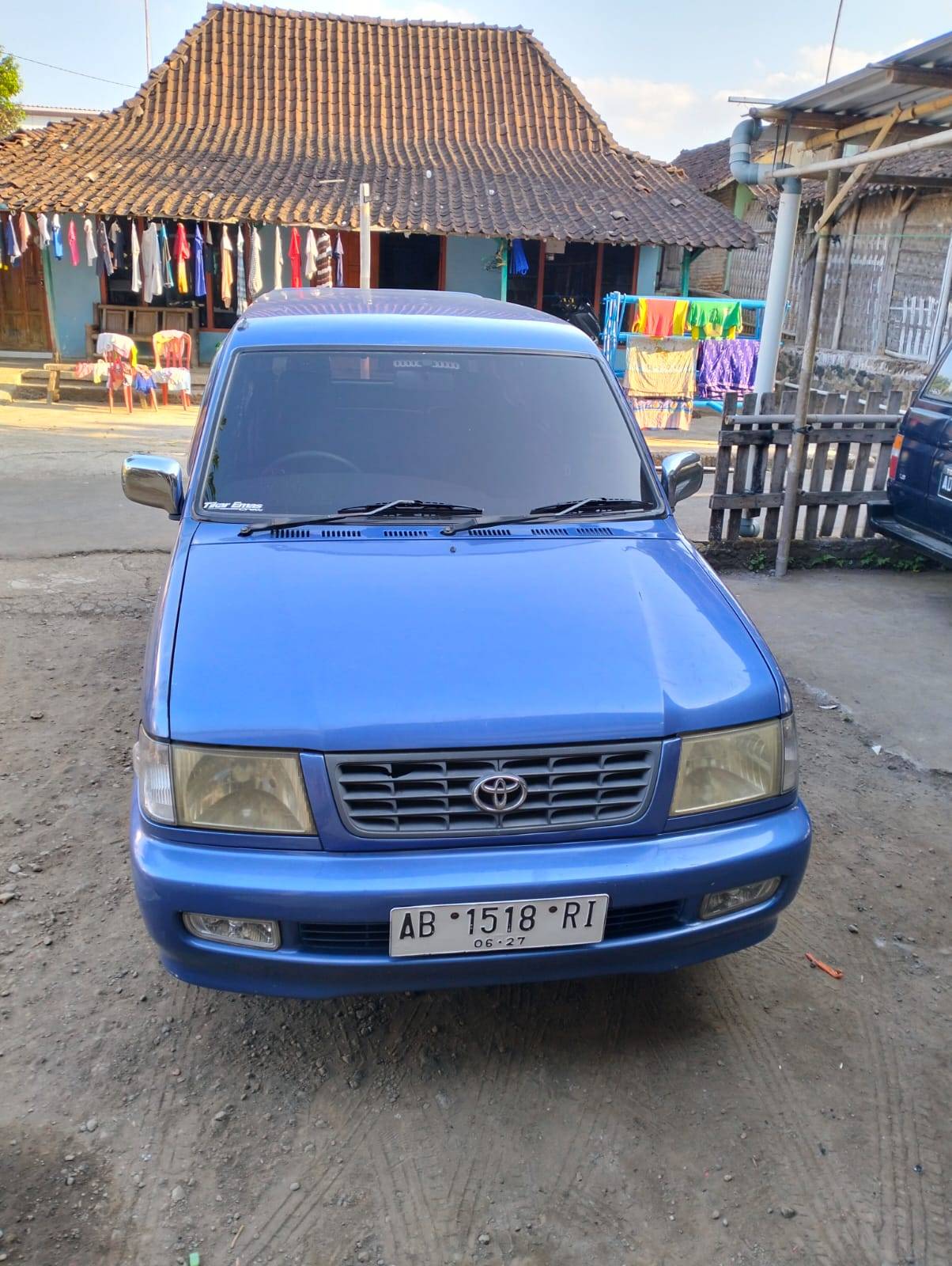 Second Hand 2000 Toyota Kijang  1.8L LGX