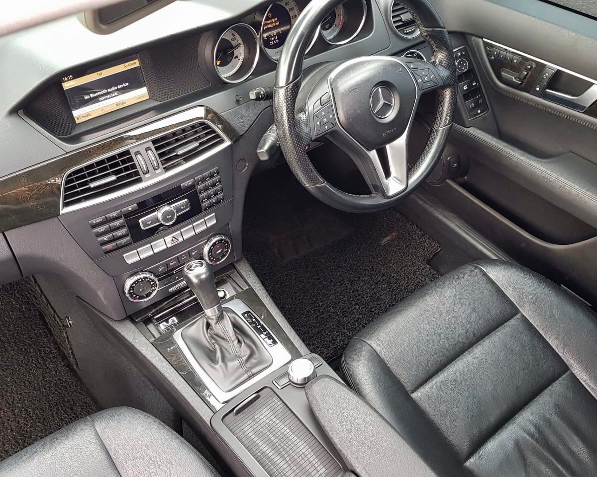 2011 Mercedes Benz C-Class 2011 Mercedes Benz C-Class