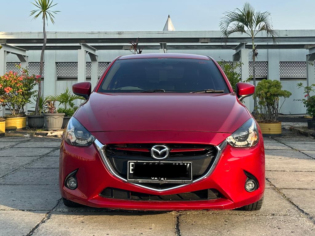 2016 Mazda 2  Hatchback R 1.5L AT 2016 Mazda 2  Hatchback R 1.5L AT