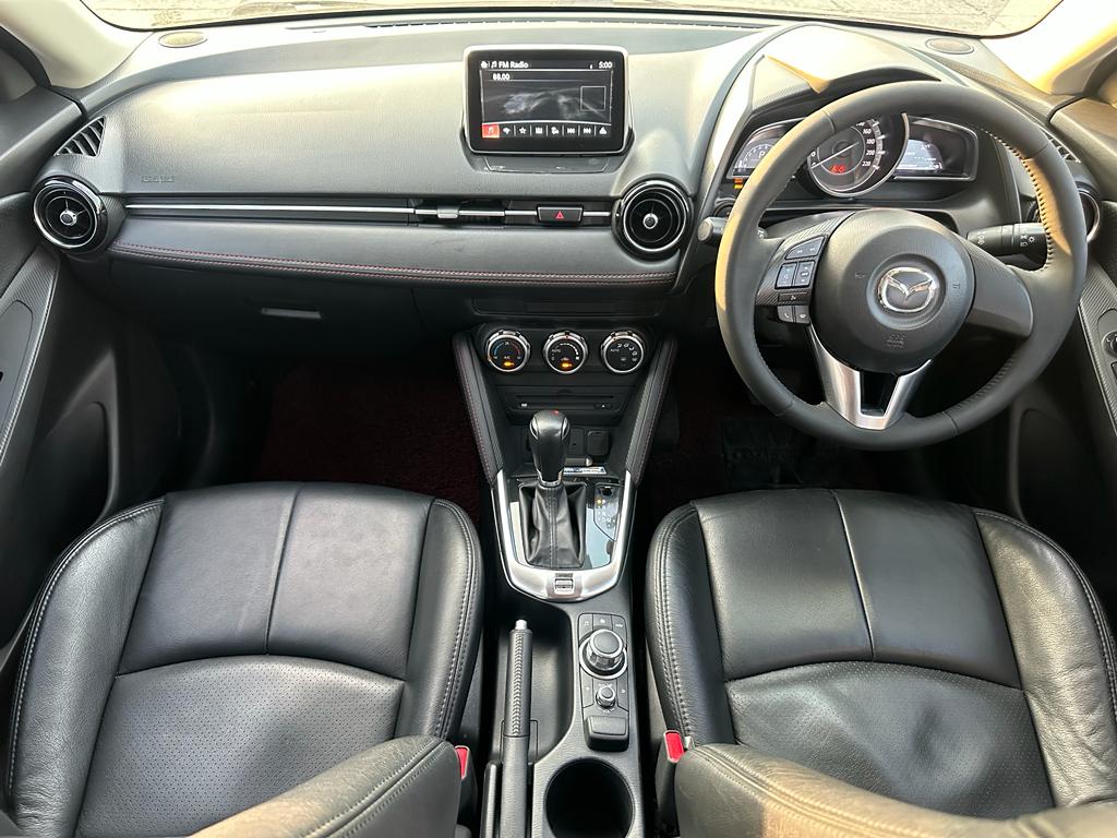 2016 Mazda 2  Hatchback R 1.5L AT 2016 Mazda 2  Hatchback R 1.5L AT