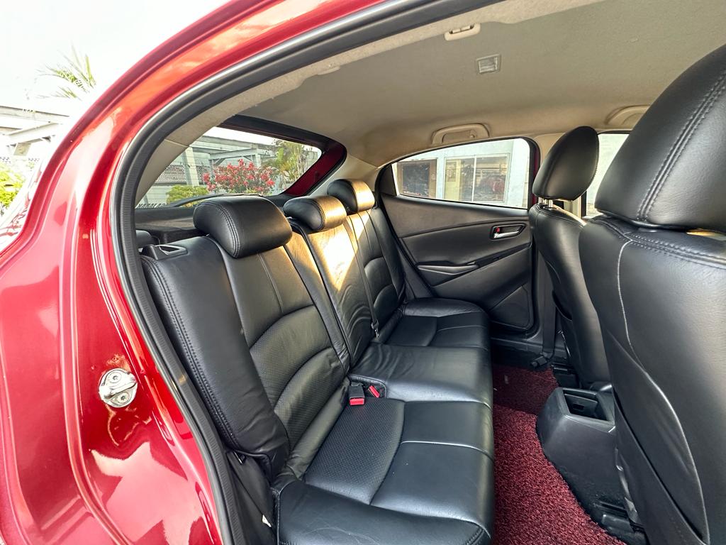 2016 Mazda 2  Hatchback R 1.5L AT 2016 Mazda 2  Hatchback R 1.5L AT