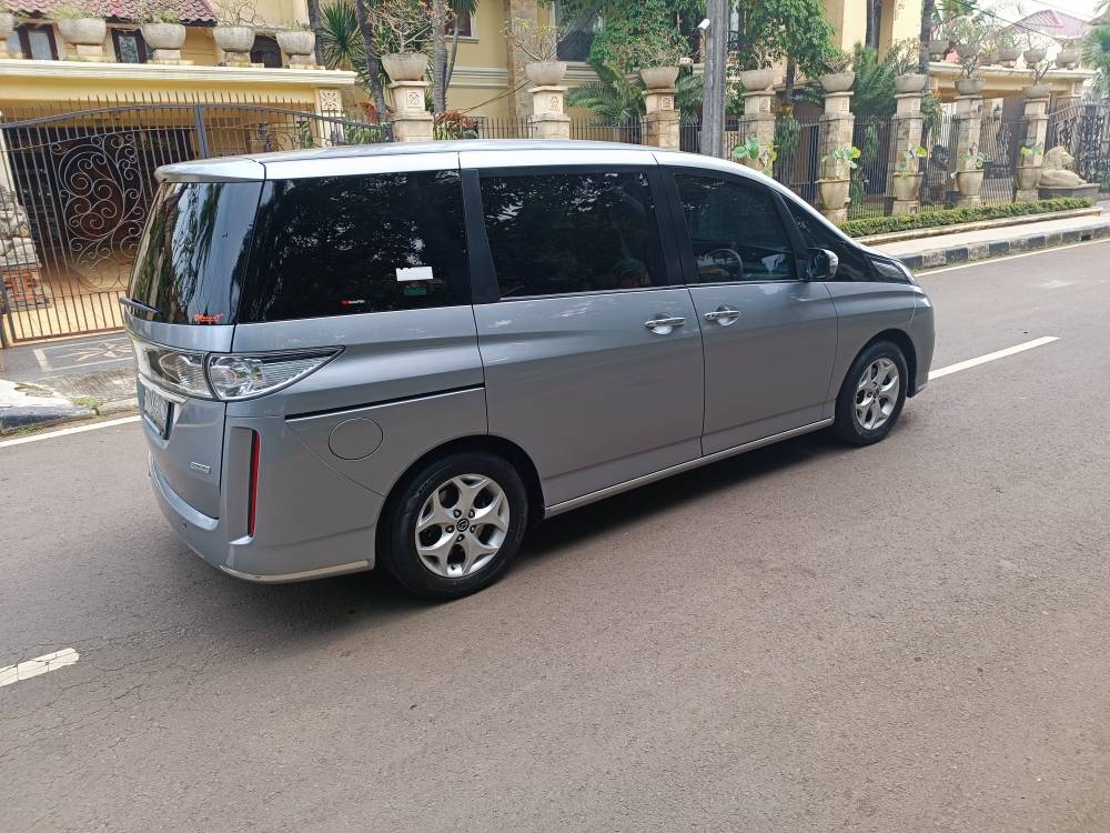 Dijual 2016 Mazda Biante 2.0L Sky Active AT 2.0L Sky Active AT Bekas