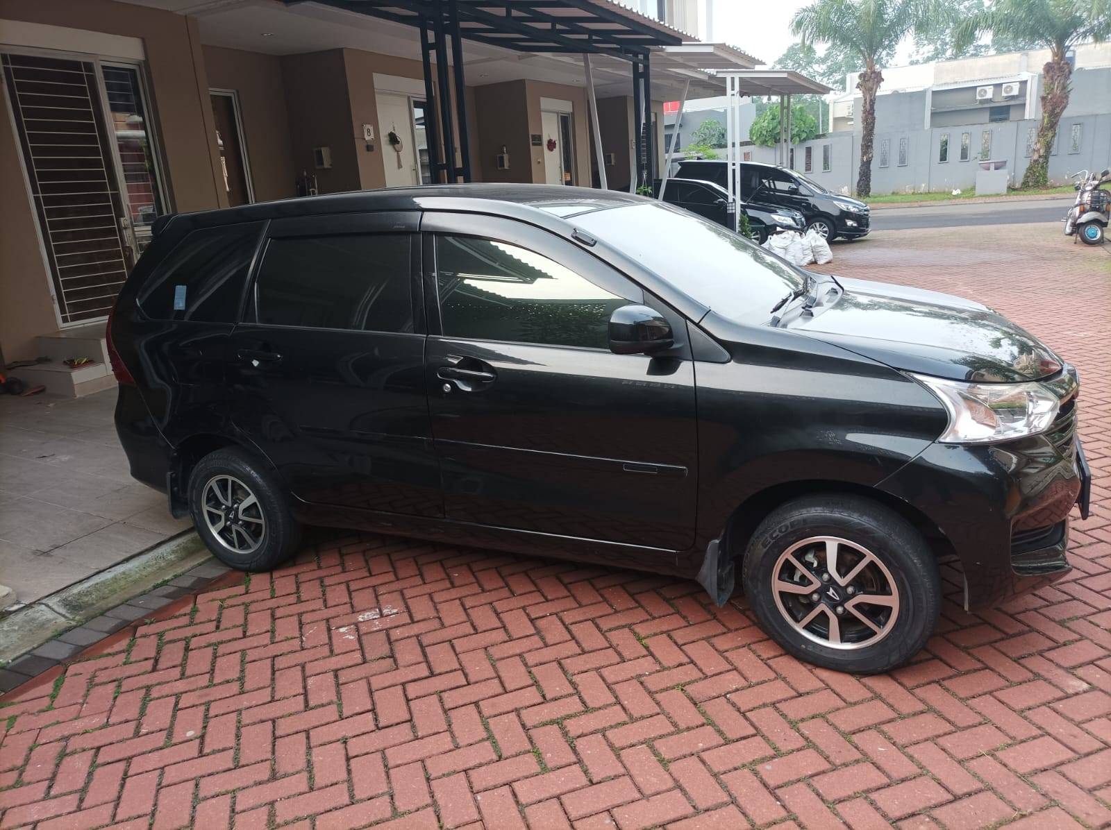 2016 Daihatsu Xenia 1.3 X MT 2016 Daihatsu Xenia 1.3 X MT