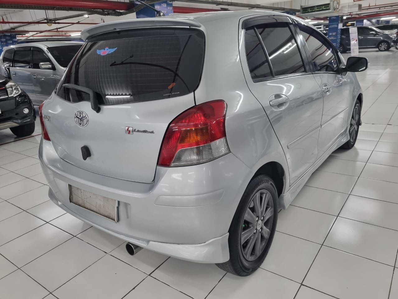 2010 Toyota Yaris  S Limited AT S Limited AT tua