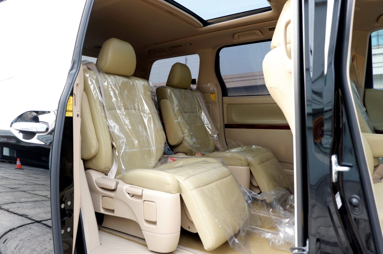 2011 Toyota Alphard 2011 Toyota Alphard