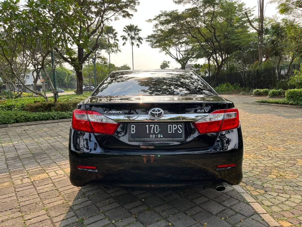 2013 Toyota Camry  2.5 V AT MC 2.5 V AT MC tua