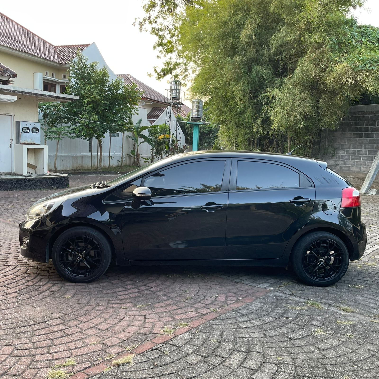 2012 Kia Rio  SE 1.4L AT 2012 Kia Rio  SE 1.4L AT