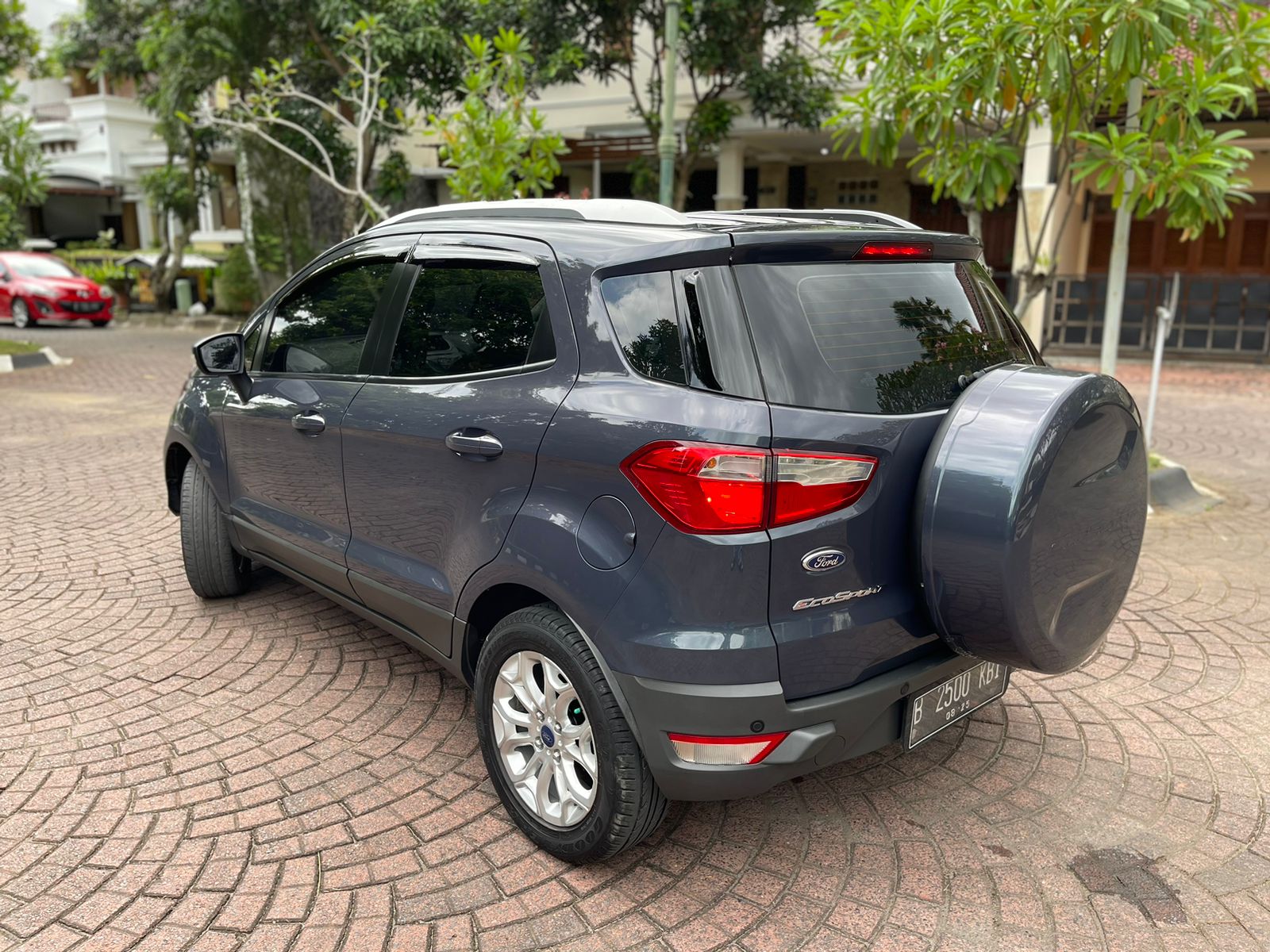 2015 Ford Ecosport Titanium1.5L AT 2015 Ford Ecosport Titanium1.5L AT
