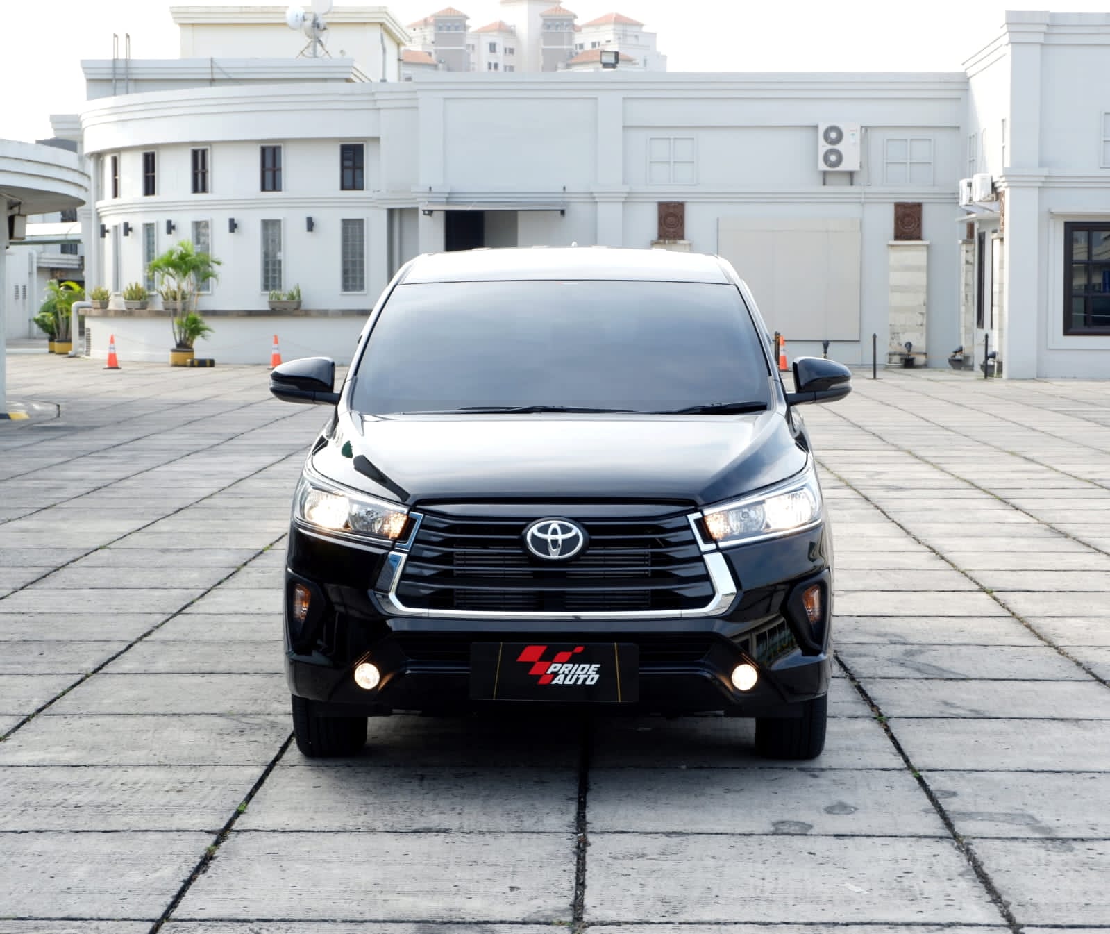 Second Hand 2022 Toyota Innova Second Hand 2022 Toyota Innova