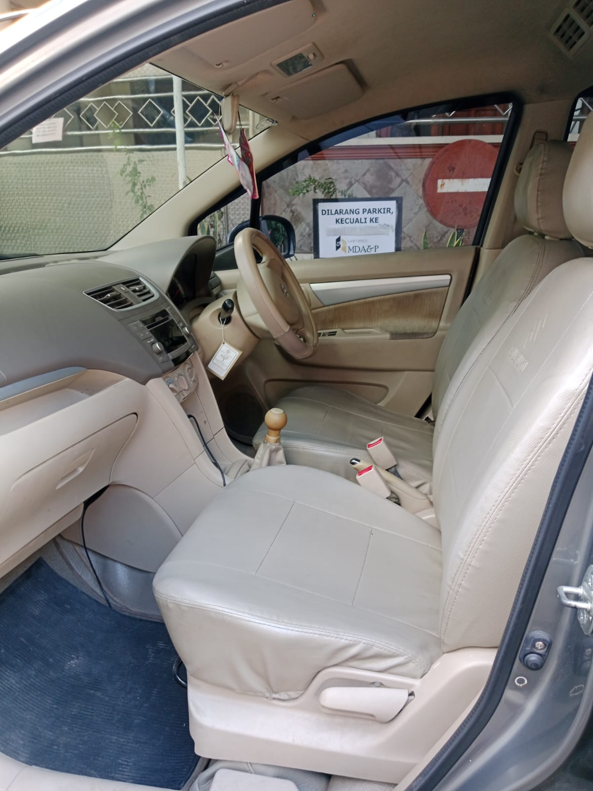 2015 Suzuki Ertiga  2015 Suzuki Ertiga