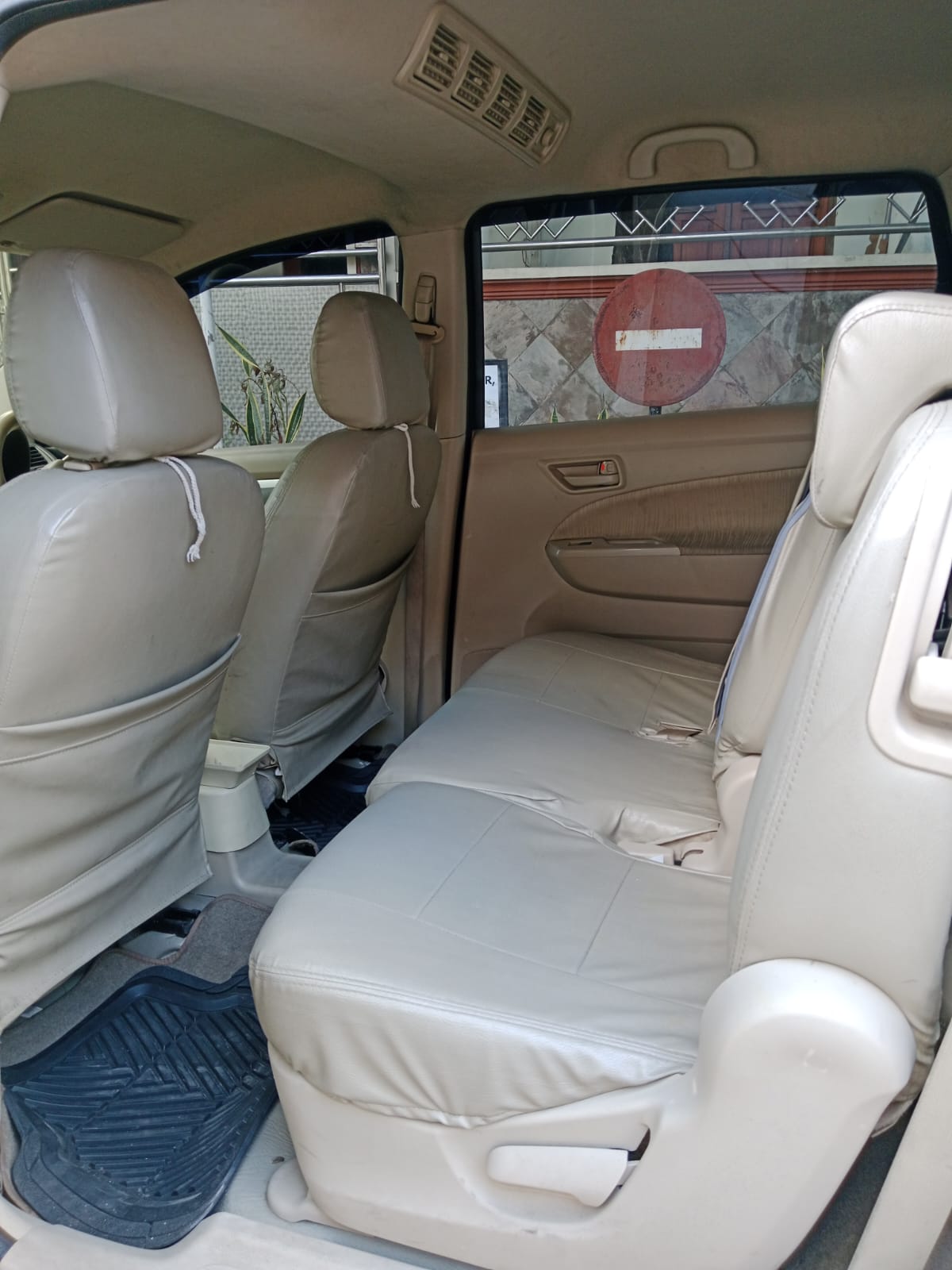 2015 Suzuki Ertiga  2015 Suzuki Ertiga