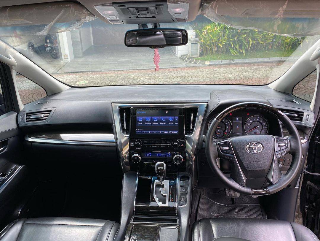 Old 2021 Toyota Alphard S Option 2.4L AT S Option 2.4L AT