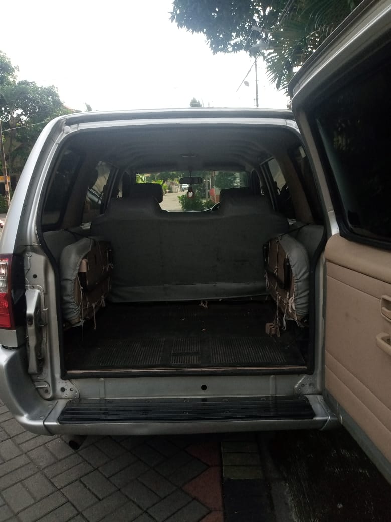 2012 Isuzu Panther 2012 Isuzu Panther