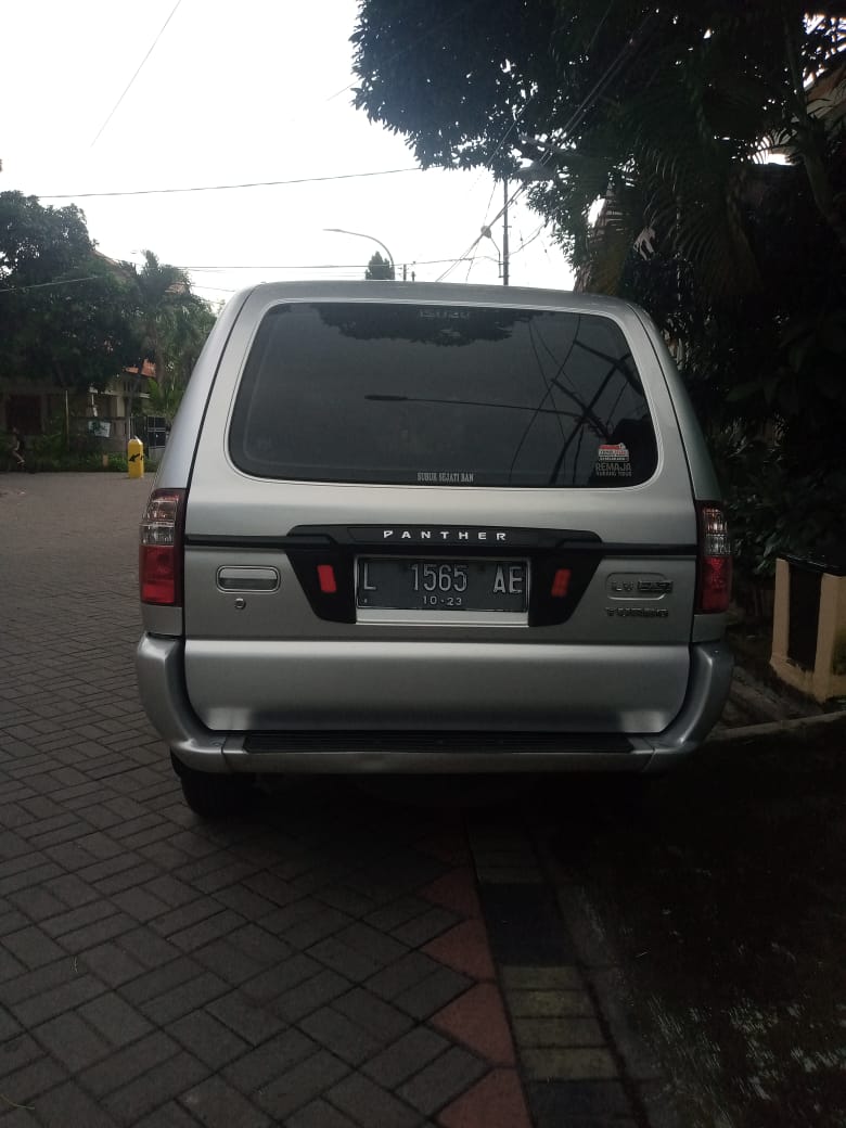 2012 Isuzu Panther 2012 Isuzu Panther