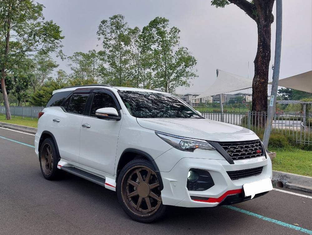 Beli mobil bekas
