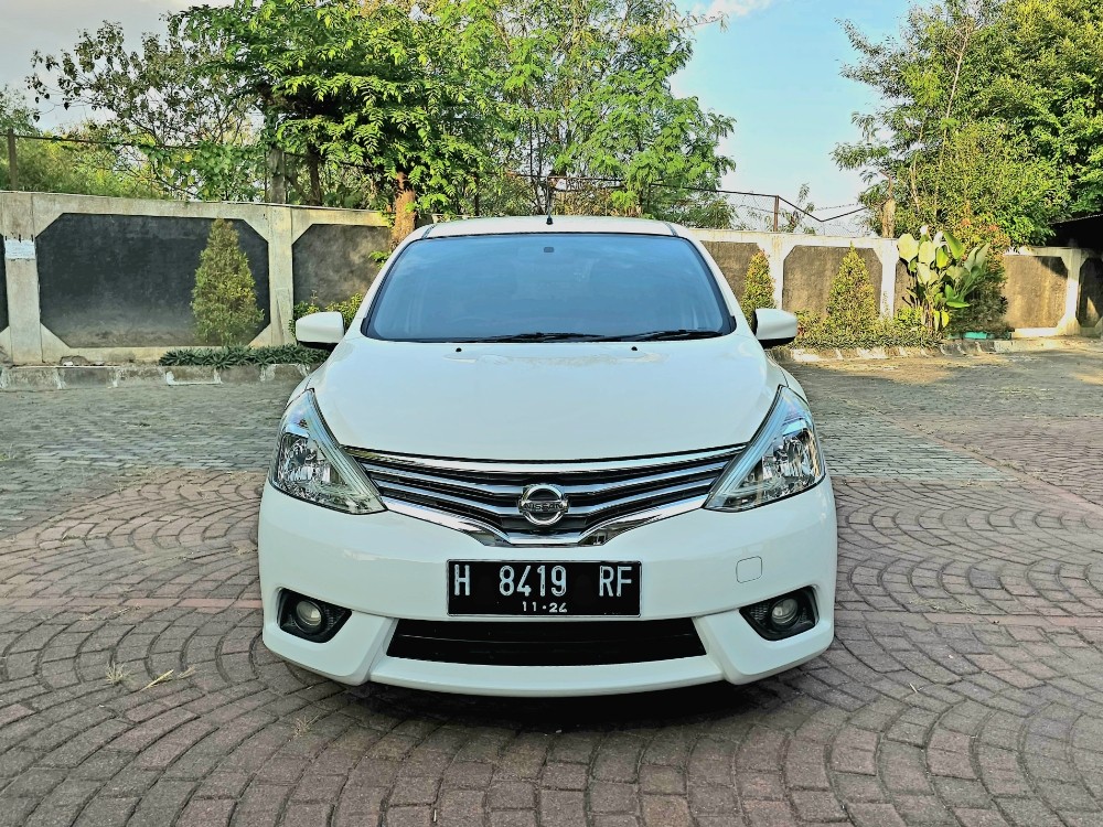 2014 Nissan Grand Livina