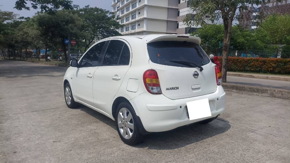 Dijual 2012 Nissan March 1.2L XS AT 1.2L XS AT Bekas