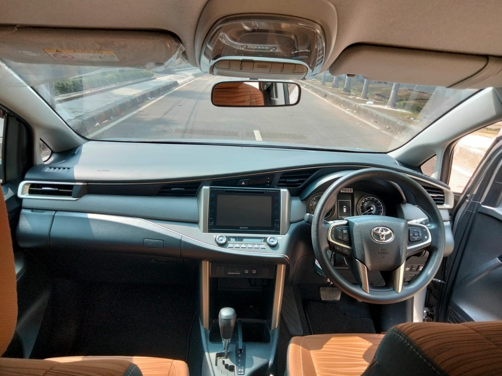 2017 Toyota Innova 2017 Toyota Innova