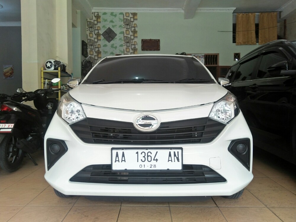 2022 Daihatsu Sigra 1.0 D MT